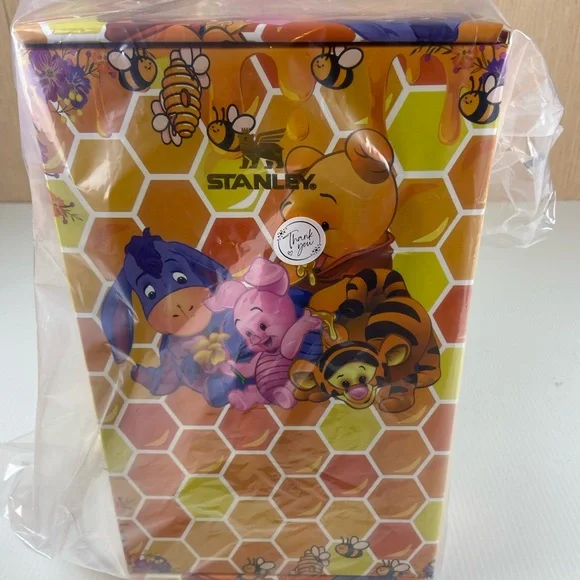 Stanley x LoveShackFancy Winnie the Pooh Honey Bee 40oz Limited Edition NIB - Picture 14 of 14
